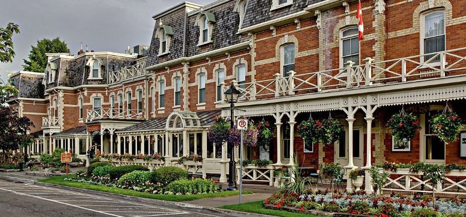 block of houses in niagara on the lake niagara