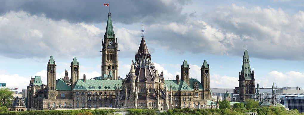 landscape shot of canadian parliament building in ottawa