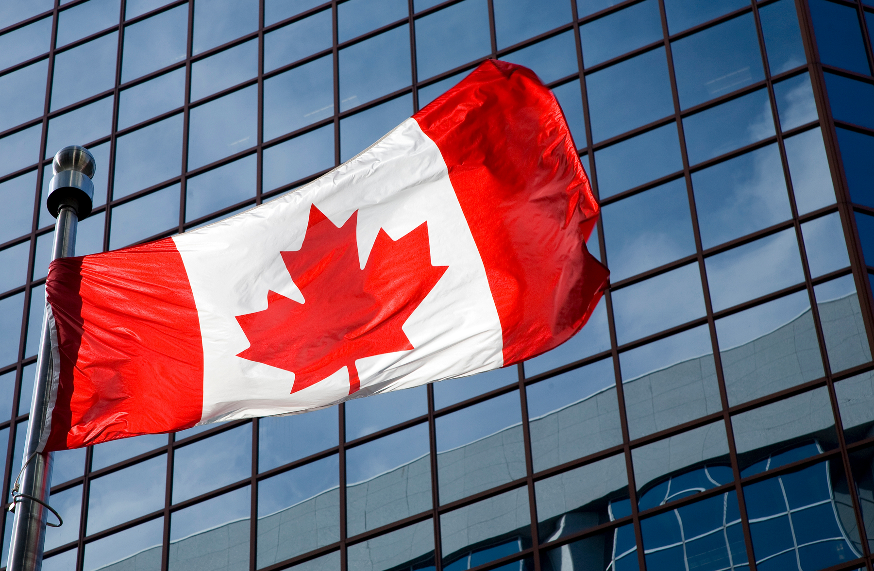 service de confiance appartenant à des Canadiens