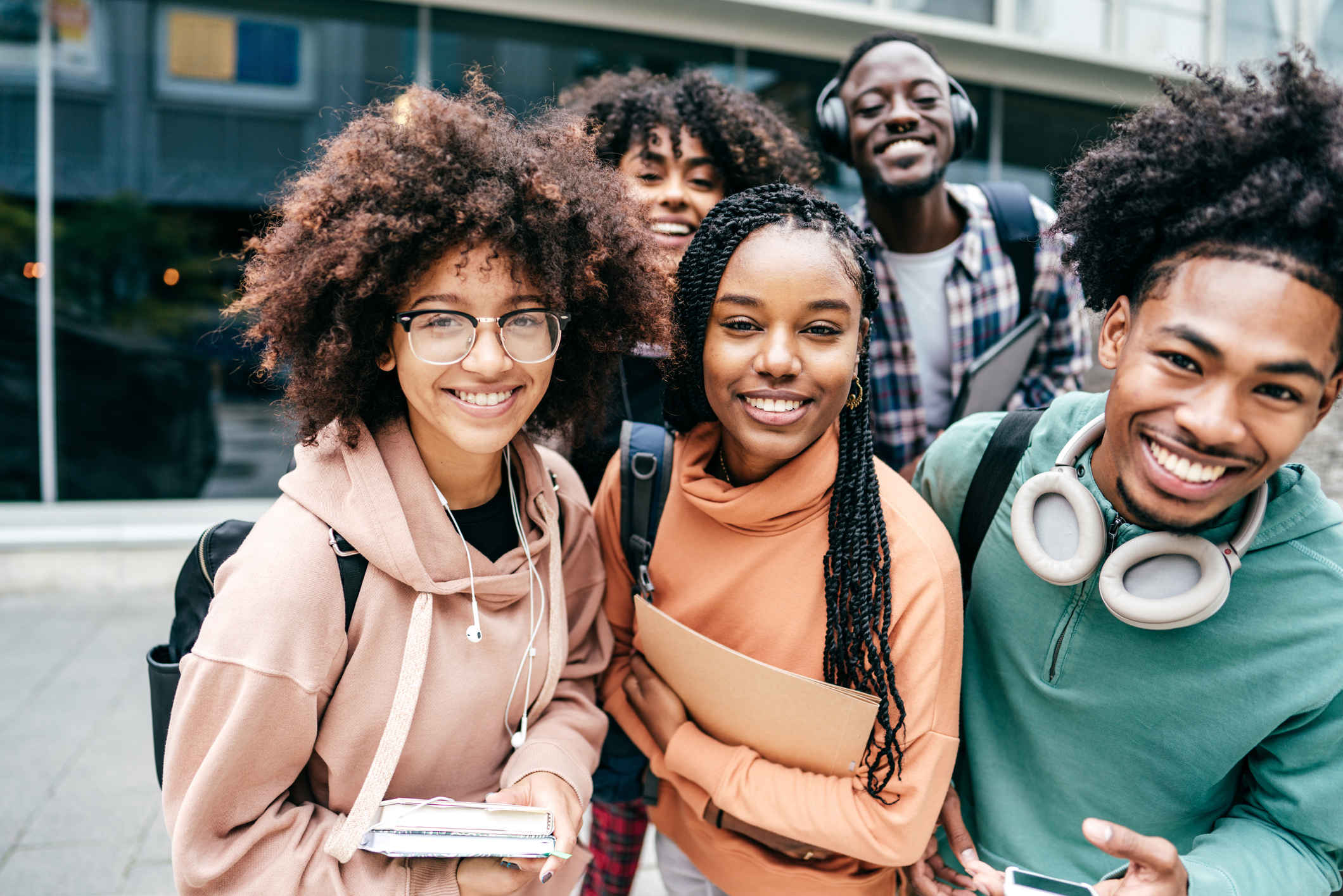 Students and professionals working abroad